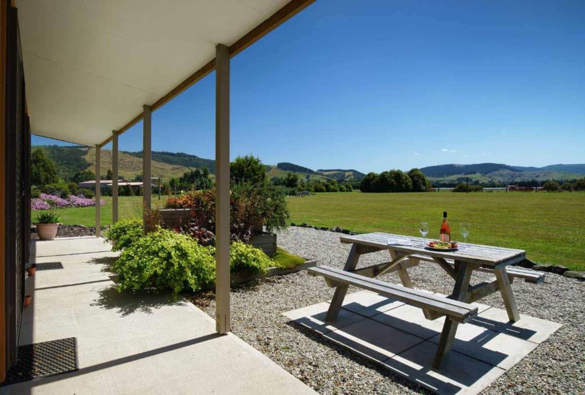 Longbourne Lodge Motel Mosgiel Exterior foto