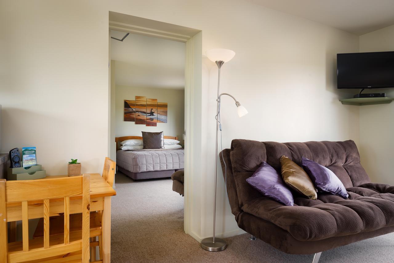 Longbourne Lodge Motel Mosgiel Exterior foto