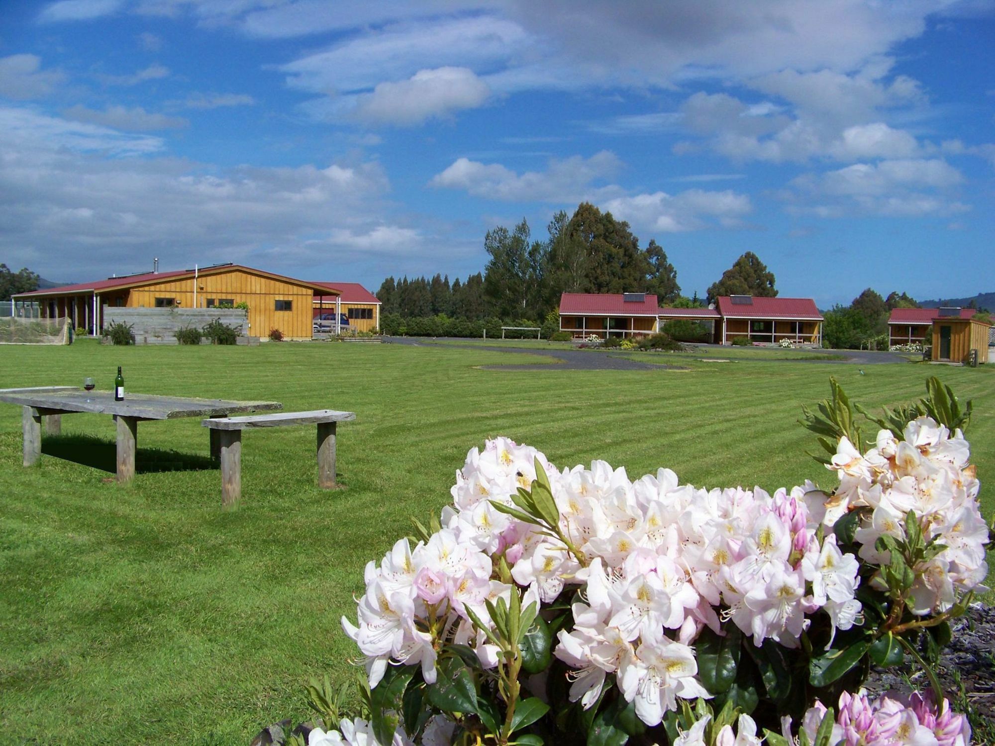 Longbourne Lodge Motel Mosgiel Exterior foto